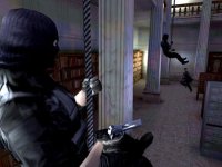 Cкриншот Max Payne (IT), изображение № 3403956 - RAWG