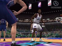 Cкриншот NBA Live 2001, изображение № 314884 - RAWG