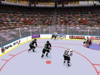 Cкриншот NHL Hockey '97, изображение № 297019 - RAWG