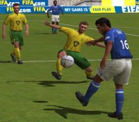 Cкриншот FIFA 2005, изображение № 401351 - RAWG