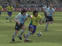 Cкриншот Pro Evolution Soccer 5, изображение № 432775 - RAWG