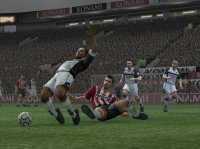 Cкриншот Pro Evolution Soccer 4, изображение № 406344 - RAWG