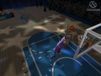 Cкриншот NBA Live 2005, изображение № 401405 - RAWG