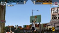 Cкриншот NBA Street Showdown, изображение № 2088359 - RAWG