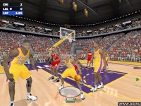 Cкриншот NBA Live 2000, изображение № 314814 - RAWG