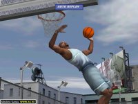 Cкриншот NBA Live 2001, изображение № 314859 - RAWG