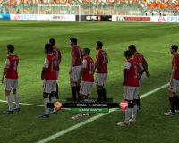 Cкриншот FIFA 11, изображение № 554240 - RAWG