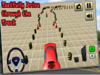 Cкриншот Dr Car Parking Mania – Training Loop Drive with Auto Crash Sirens and Lights, изображение № 1743472 - RAWG