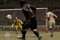 Cкриншот FIFA 07, изображение № 461887 - RAWG