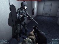 Cкриншот Tom Clancy's Rainbow Six: Lockdown, изображение № 415266 - RAWG