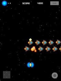 Cкриншот A Retro Space Invader Shooter Game, изображение № 1940504 - RAWG