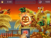 Cкриншот Zombie Birds First Encounter Halloween, изображение № 146410 - RAWG