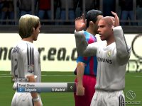 Cкриншот FIFA 06, изображение № 431241 - RAWG