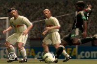 Cкриншот FIFA 07, изображение № 461870 - RAWG