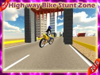 Cкриншот Highway Bike Rider – Motor Bike Race Simulator with Deadliest Stunts of 2016, изображение № 1743505 - RAWG
