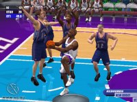 Cкриншот NBA Live 2001, изображение № 314880 - RAWG