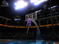 Cкриншот NBA Live 2005, изображение № 401390 - RAWG