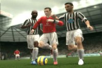 Cкриншот FIFA 06, изображение № 431226 - RAWG