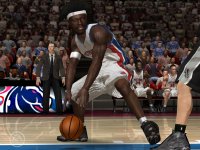 Cкриншот NBA LIVE 06, изображение № 428162 - RAWG