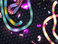 Cкриншот Flappy Slither 3D - Color Worm Rush, изображение № 2194467 - RAWG