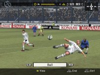 Cкриншот Pro Evolution Soccer 4, изображение № 406353 - RAWG