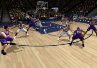 Cкриншот NBA Live 2004, изображение № 372591 - RAWG